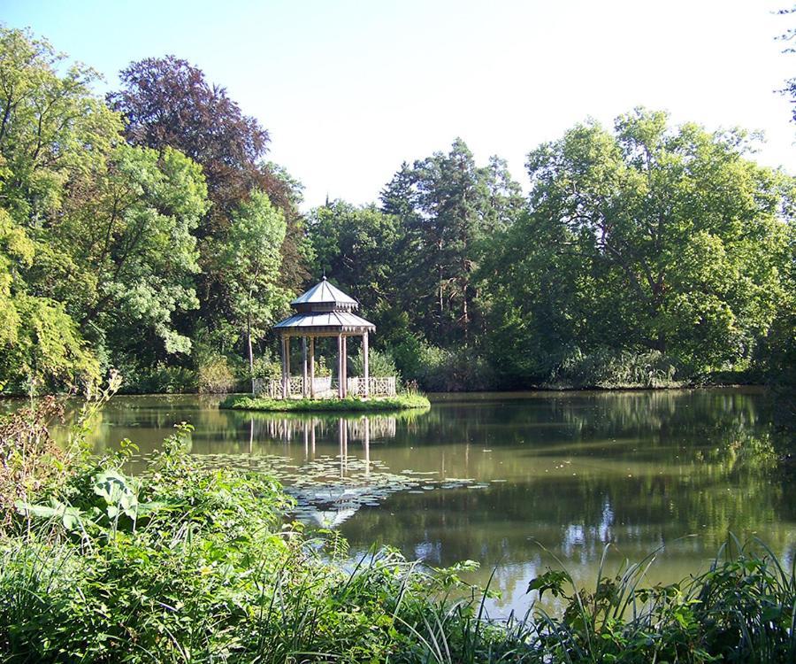 Bel Parisien Parc Montsouris * Parijs